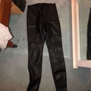 Zara faux leather pant size s